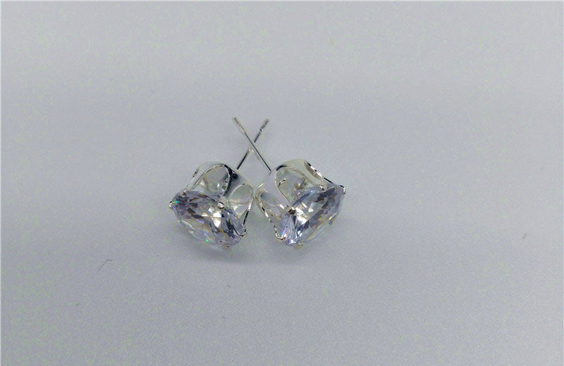 Colorful Loose Diamond six claws Stud Earrings