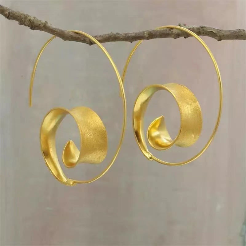 Personality Round Spiral Leaf Earrings Fashion Temperament Female Earrings