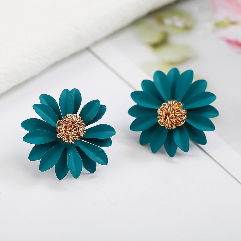 Adorable Small Daisy Colorful Earrings