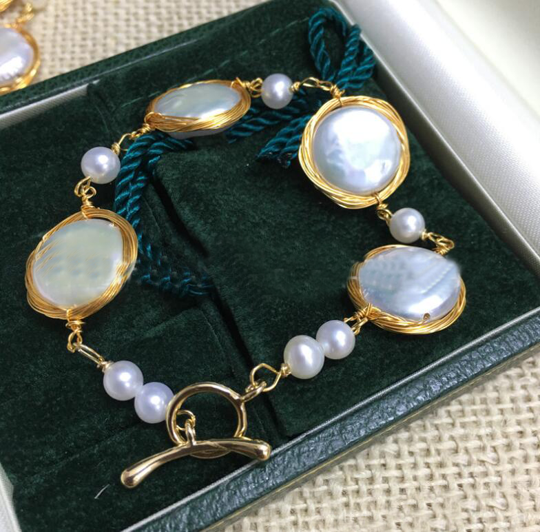 Gypsy's Gold & Pearl Bracelet