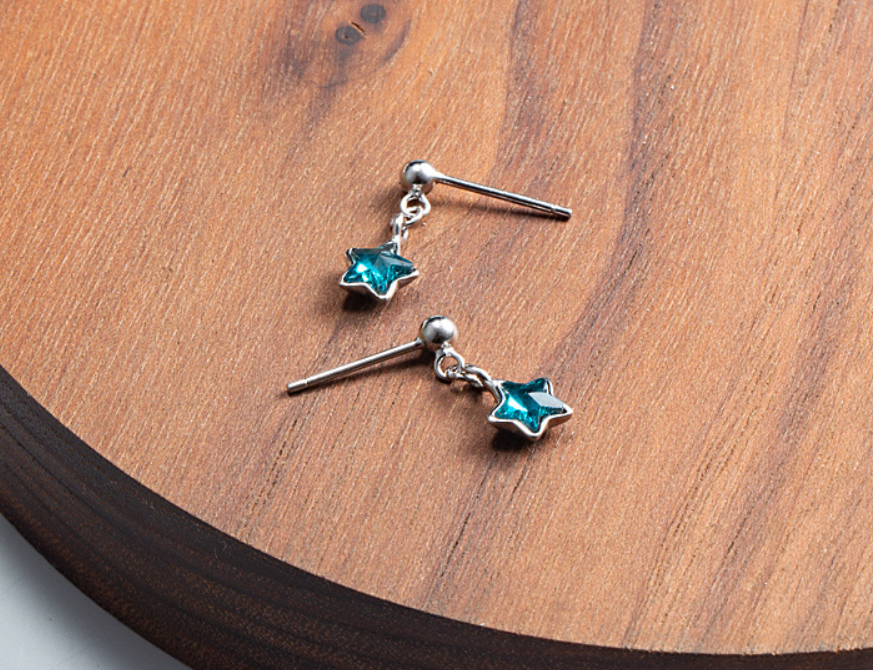 Five-star crystal ear studs