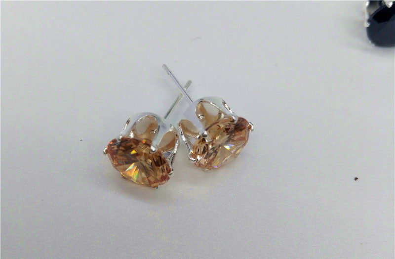 Colorful Loose Diamond six claws Stud Earrings