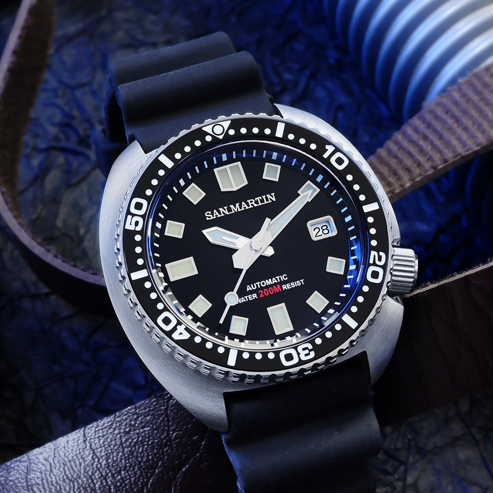 San Martin Luminous Diver Men's Watch